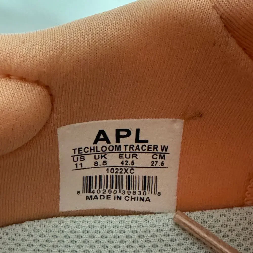 APL Womens Techloom Tracer Sneaker Size 11 1022XC Peach Cream Lightweight Shoe